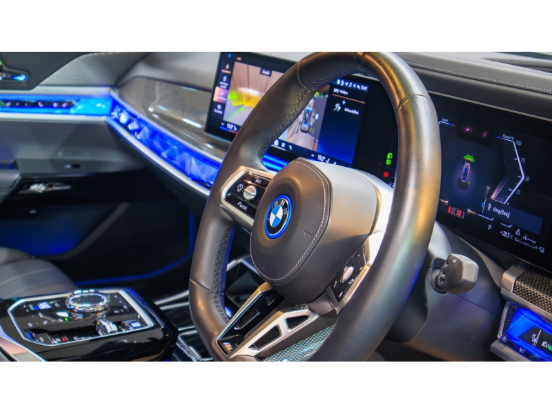 BMW 750e xDrive M Sport