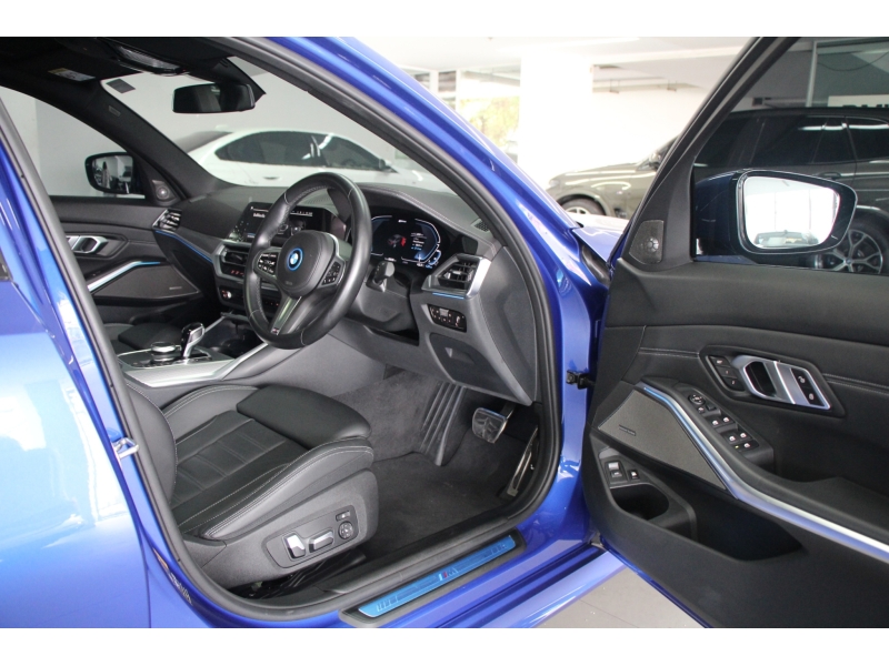 BMW 330e M Sport