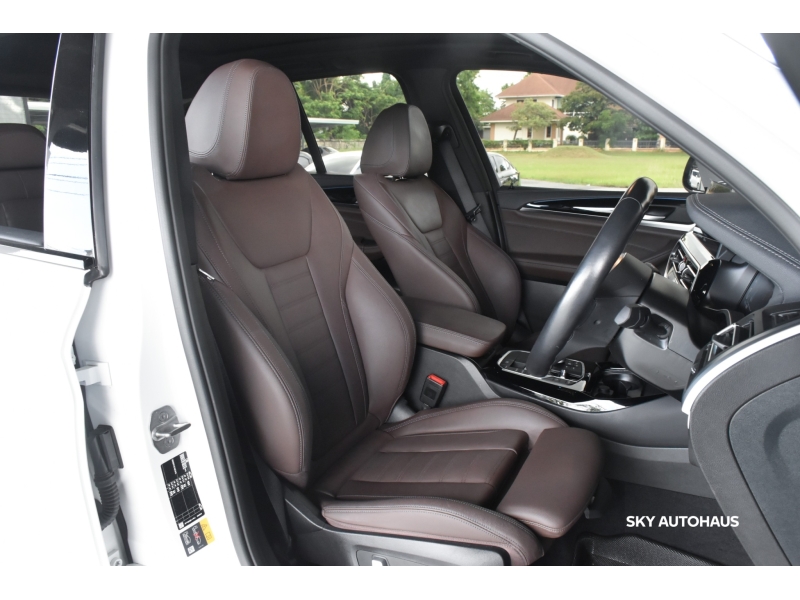 BMW iX3 M Sport Inspiring