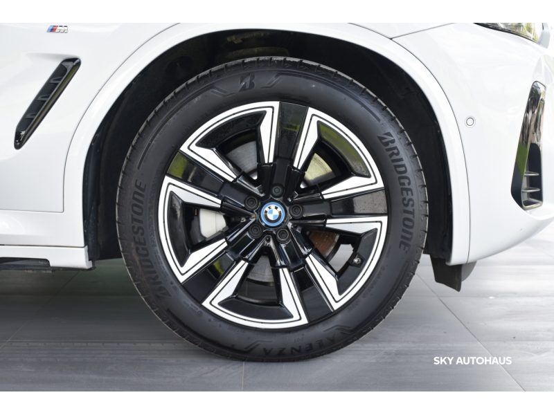 BMW iX3 M Sport Inspiring