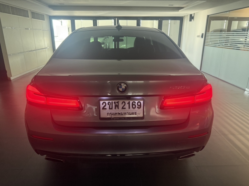 BMW 530e Elite