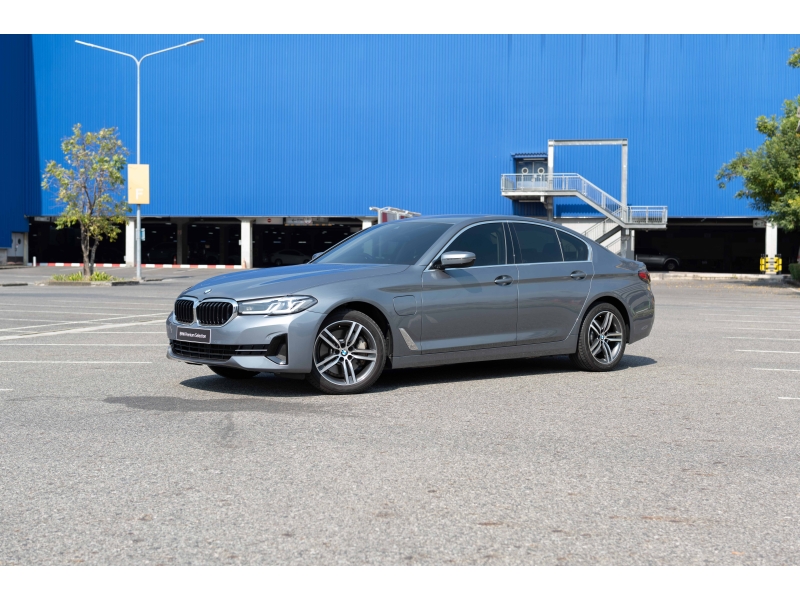 BMW 530e Elite