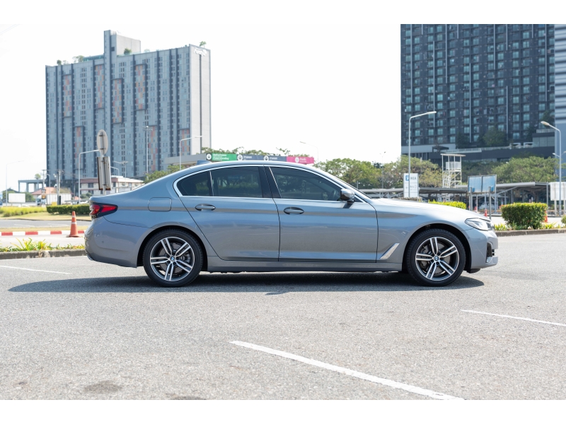 BMW 530e Elite