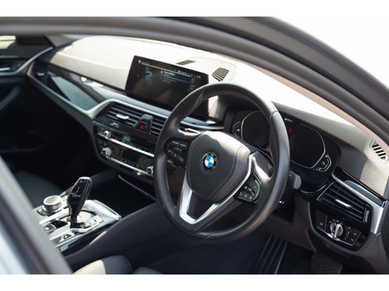 BMW 530e Elite
