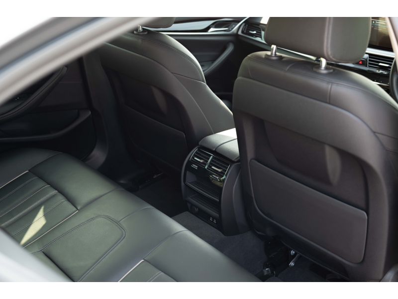 BMW 530e Elite