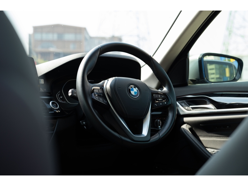 BMW 530e Elite