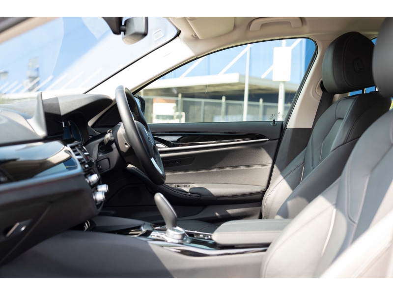 BMW 530e Elite