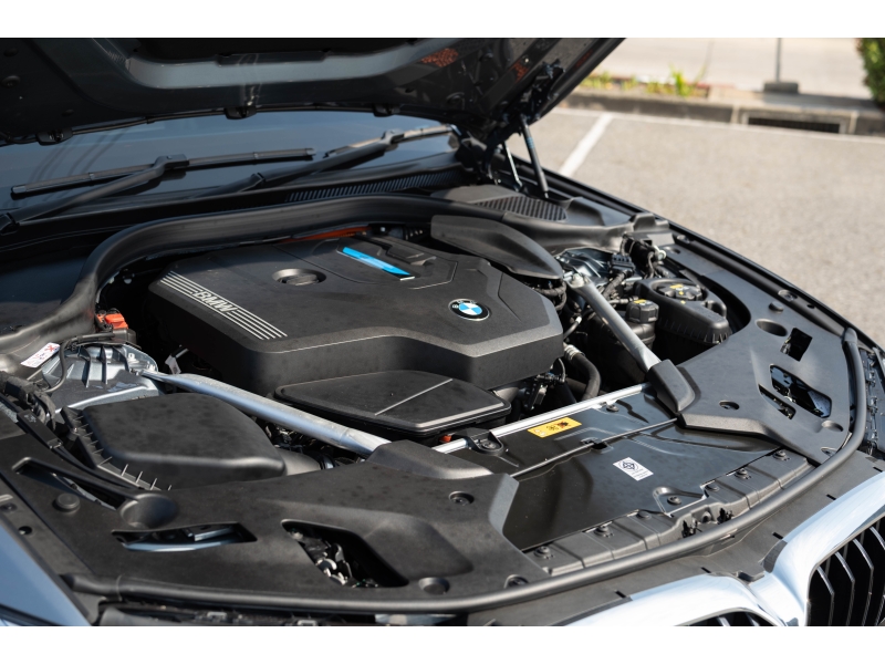 BMW 530e Elite