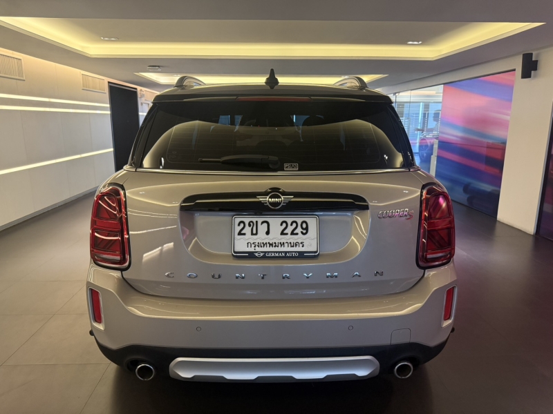 MINI Cooper S Countryman Entry