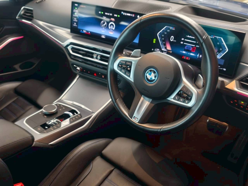 BMW 330e M Sport