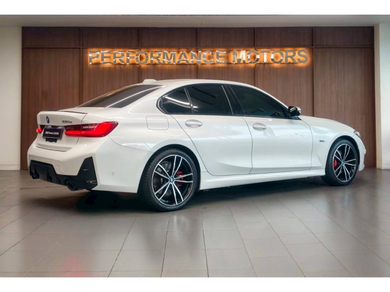 BMW 330e M Sport