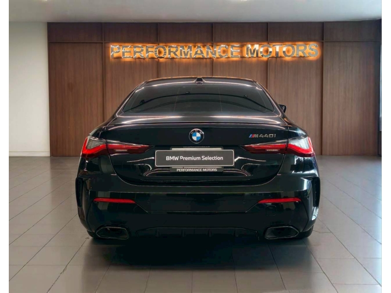 BMW M440i xDrive