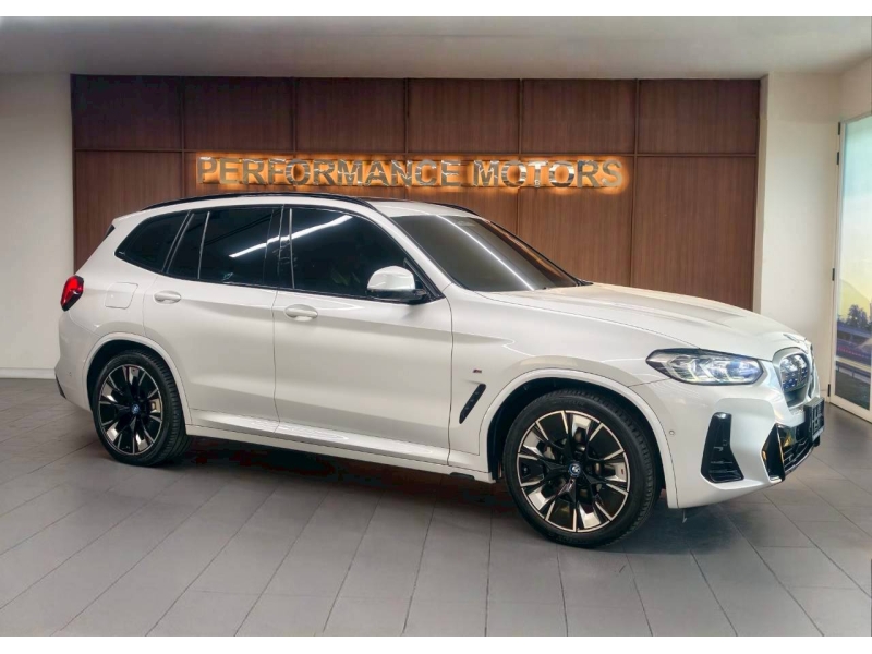 BMW iX3 M Sport