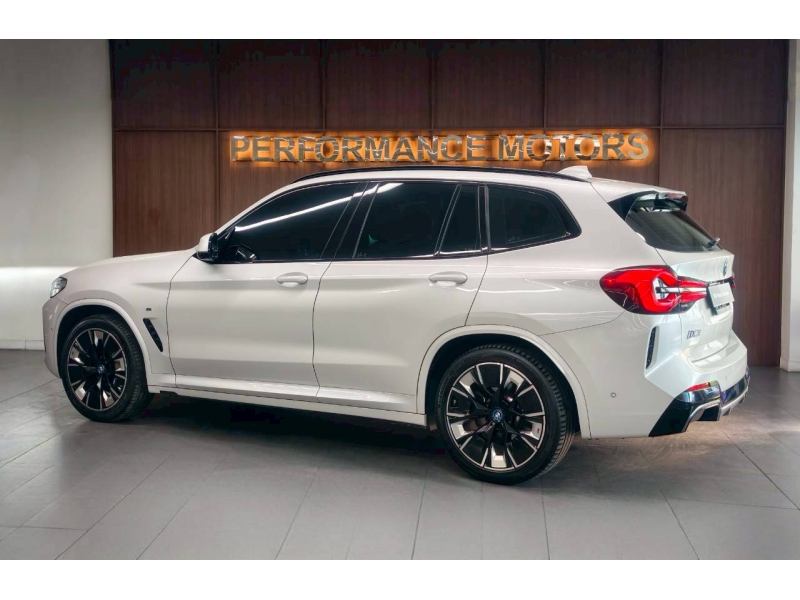 BMW iX3 M Sport