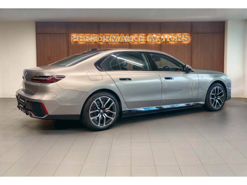 BMW 750e xDrive M Sport