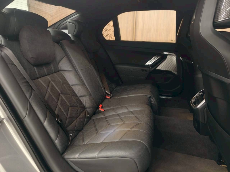BMW 750e xDrive M Sport