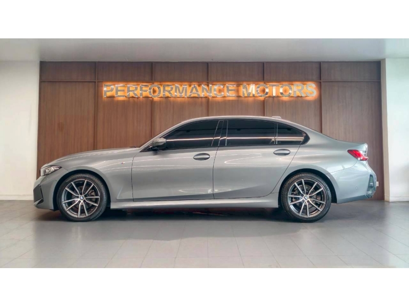 BMW iX3 M Sport Inspiring