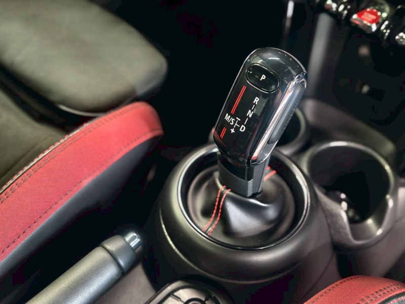 MINI Cooper John Cooper Works Countryman