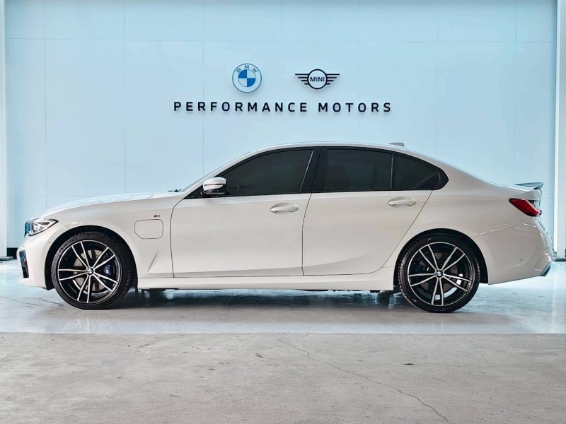 BMW 330e M Sport