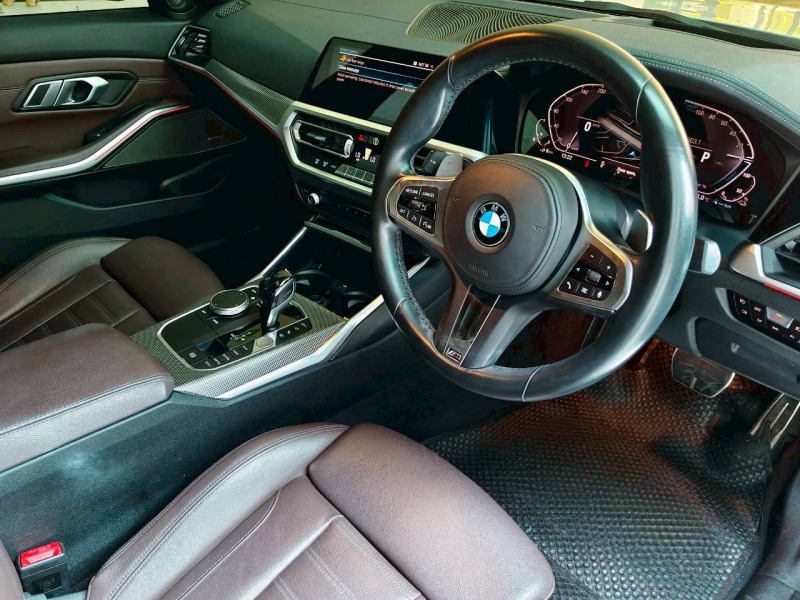 BMW 330e M Sport