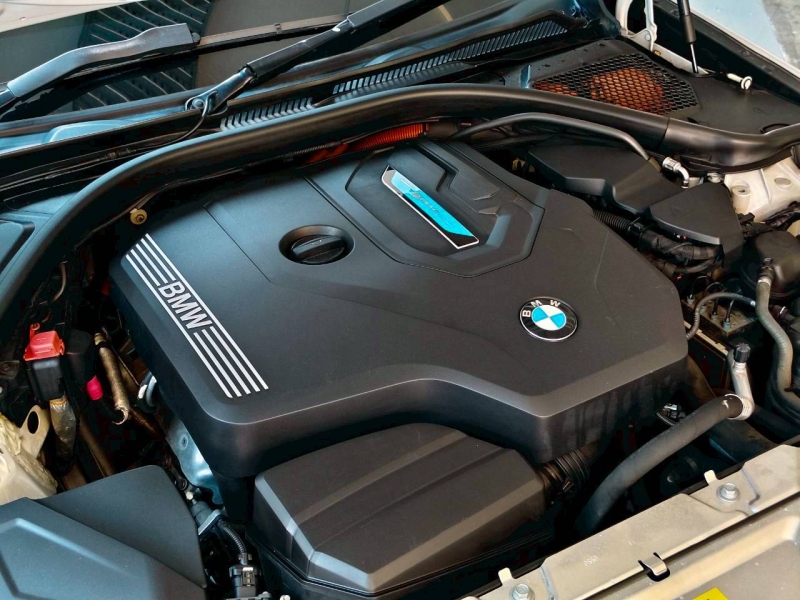 BMW 330e M Sport
