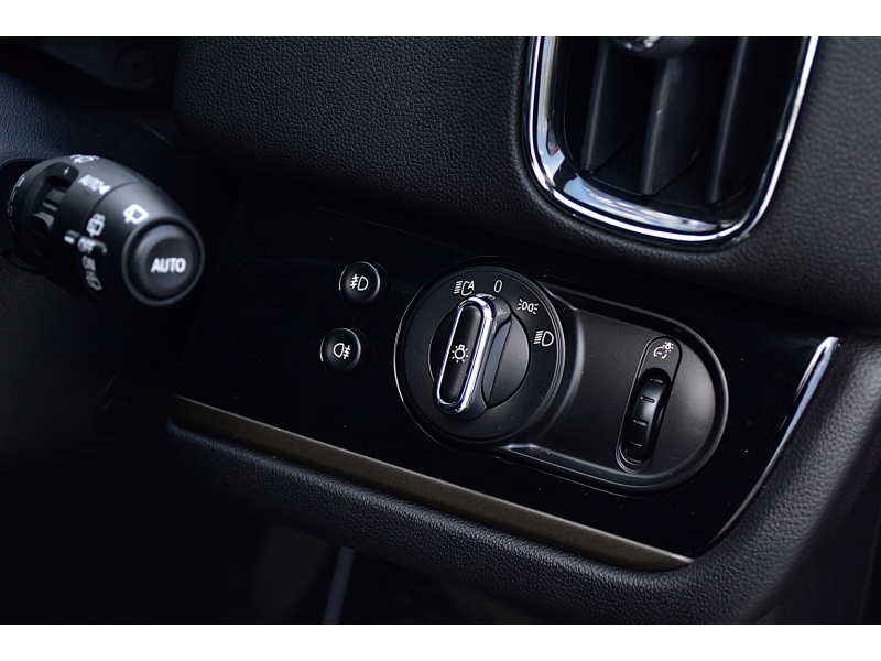MINI Cooper S Countryman Entry