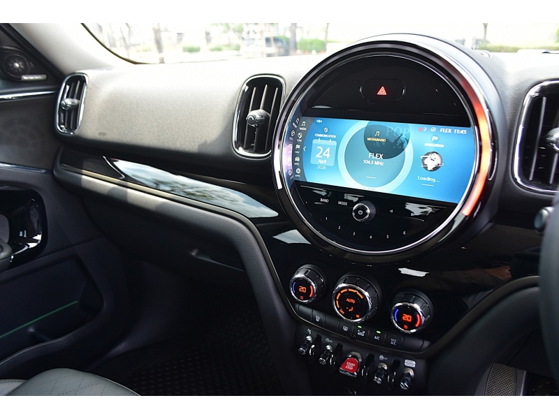 MINI Cooper S Countryman Entry