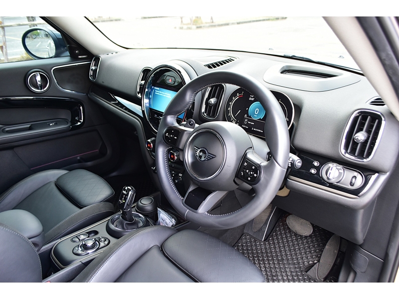 MINI Cooper S Countryman Entry