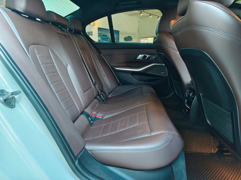 BMW 330e M Sport