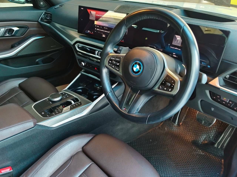 BMW 330e M Sport