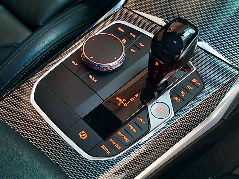 BMW 330e M Sport