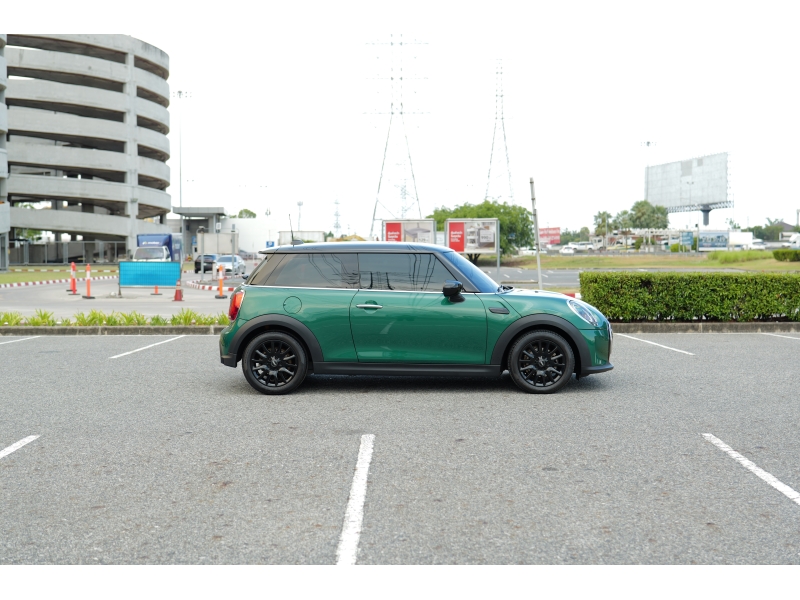 MINI Cooper Clubman