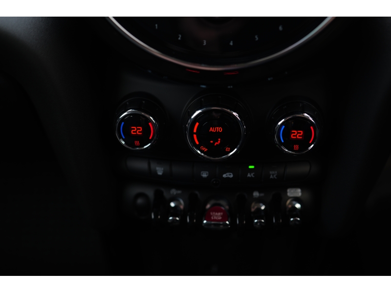 MINI Cooper Clubman