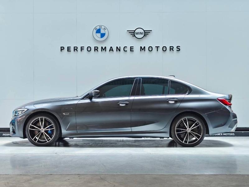 BMW 330e M Sport