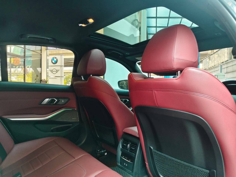 BMW 330e M Sport