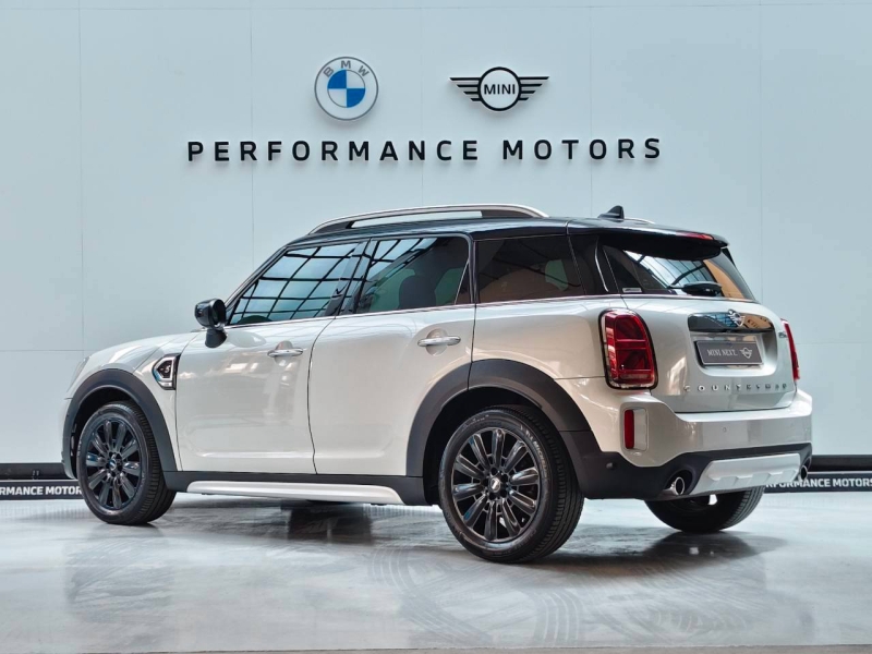 MINI Cooper S Countryman Entry
