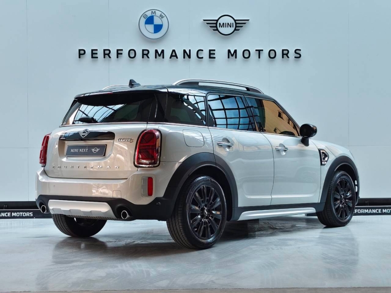 MINI Cooper S Countryman Entry