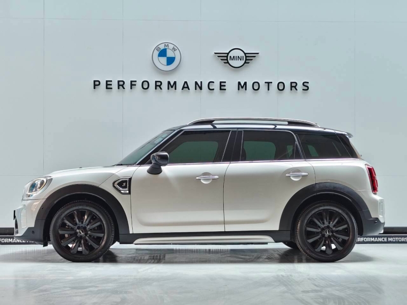 MINI Cooper S Countryman Entry