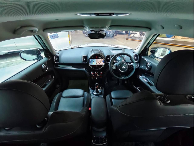 MINI Cooper S Countryman Entry