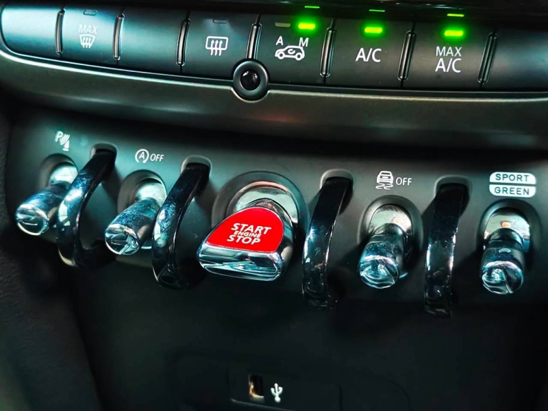 MINI Cooper S Countryman Entry