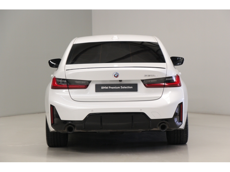 BMW 330e M Sport