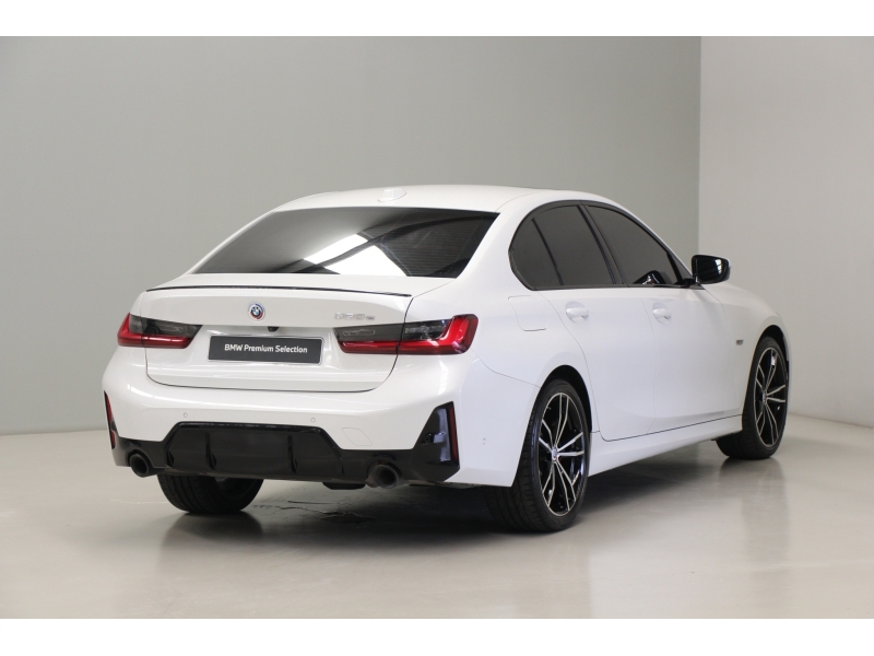 BMW 330e M Sport