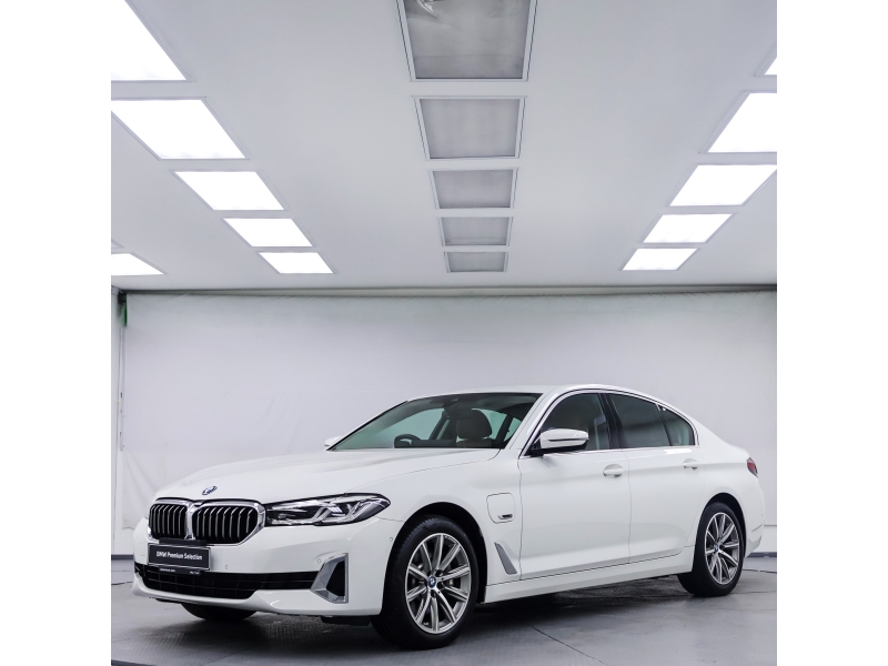 BMW 530e Luxury