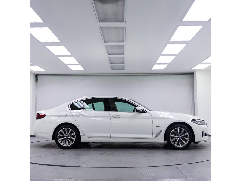 BMW 530e Luxury