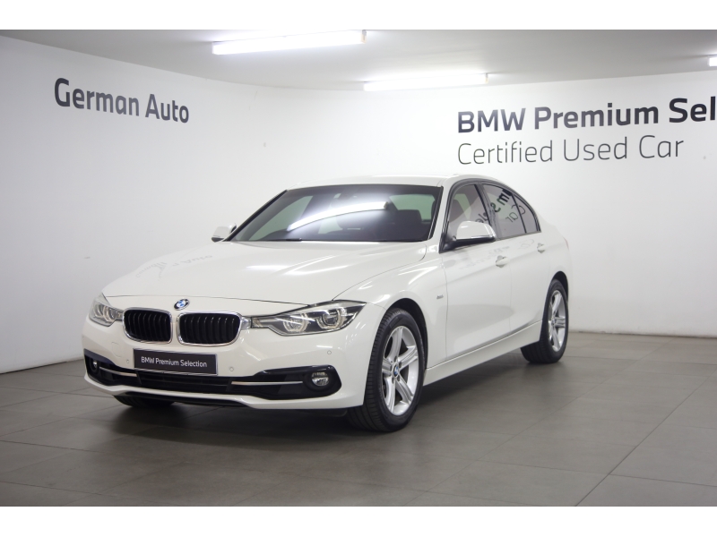 BMW 320i 