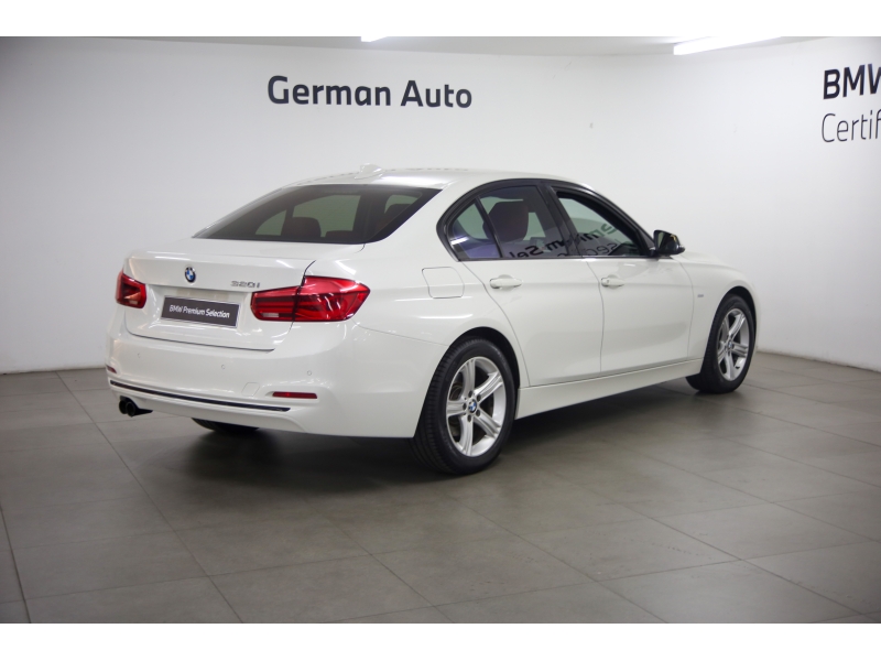 BMW 320i 