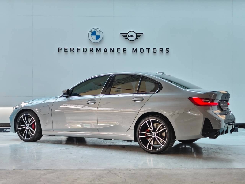 BMW 330e M Sport