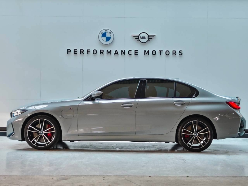 BMW 330e M Sport
