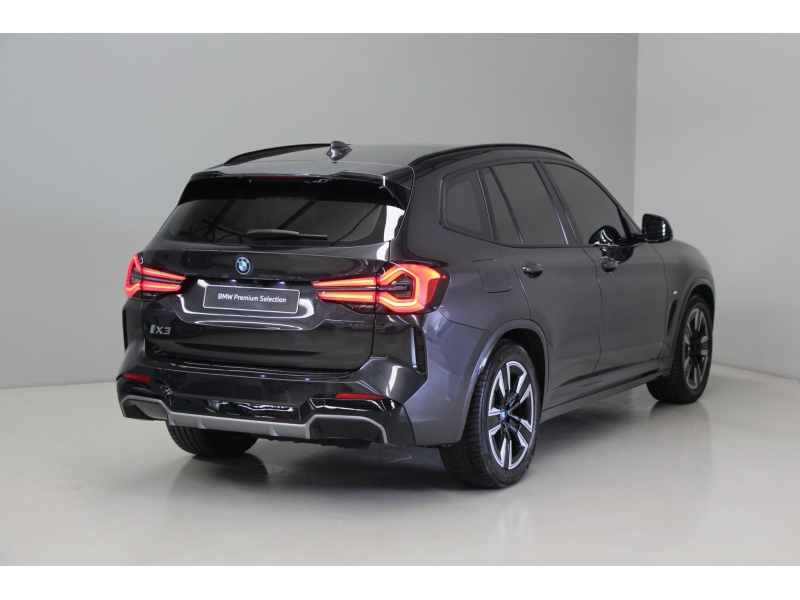 BMW iX3 M Sport