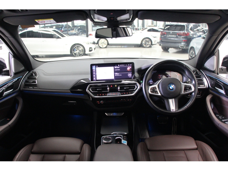 BMW iX3 M Sport Inspiring